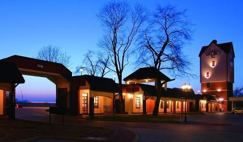 Fort Hotel Varsóvia Exterior foto